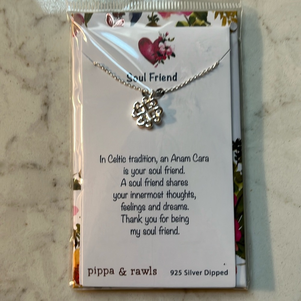 NEW Charm necklace